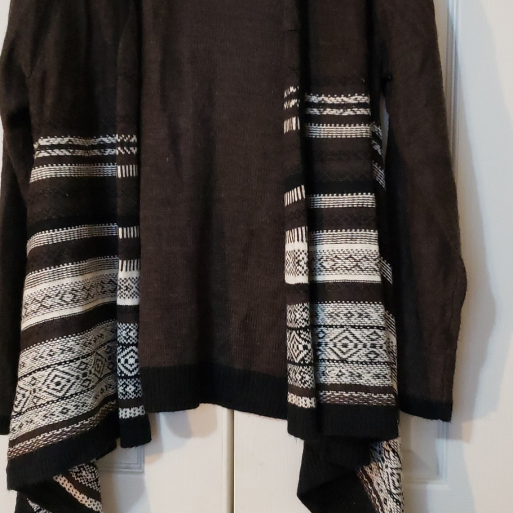 Sweater - Picture 3 of 5